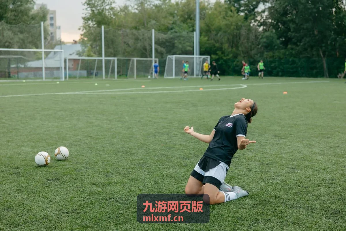 九游网页版攻略与评测频道查看玩法说明